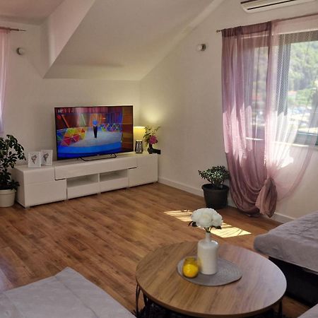 Apartments Ante 2 Хвар Екстериор снимка