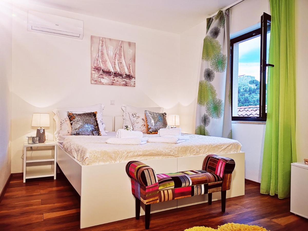 Apartments Ante 2 Хвар Екстериор снимка