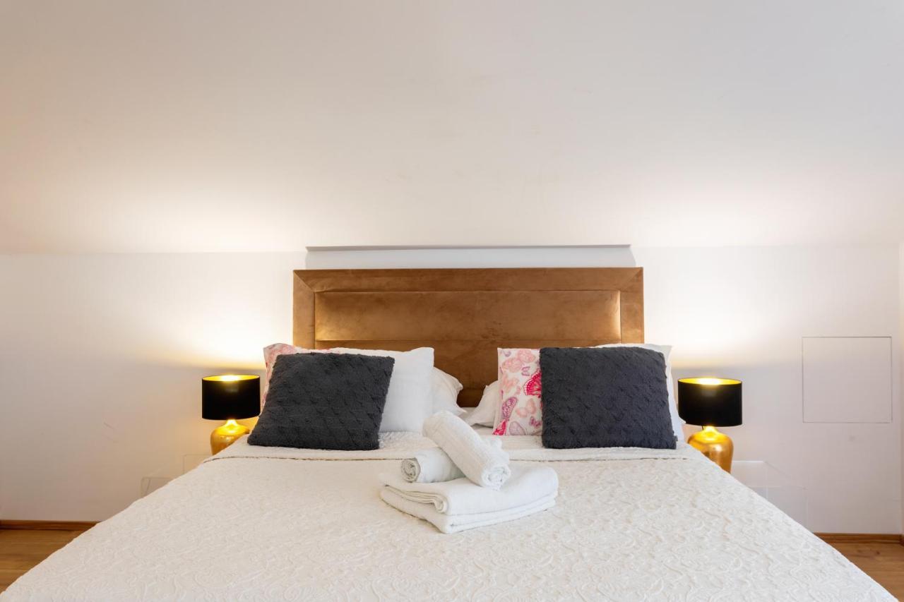 Apartments Ante 2 Хвар Екстериор снимка