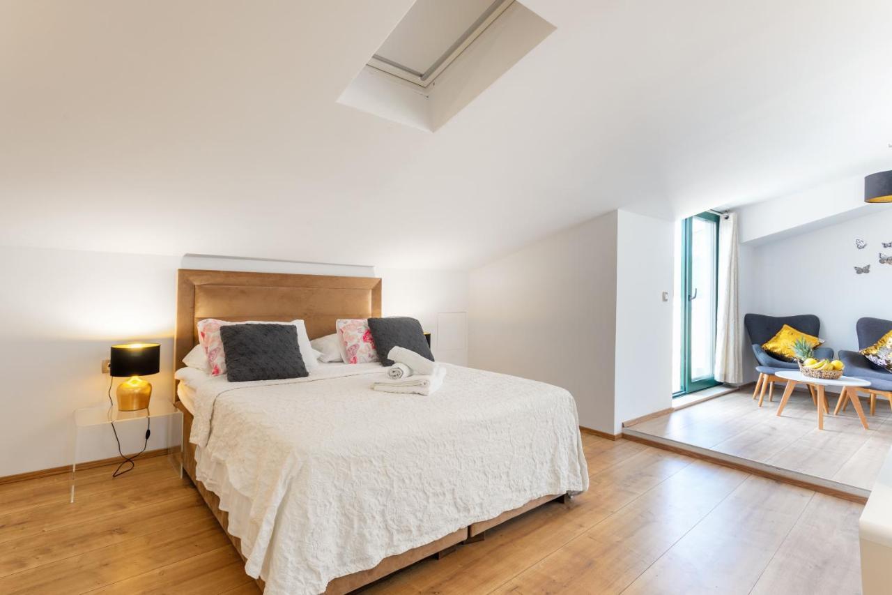 Apartments Ante 2 Хвар Екстериор снимка