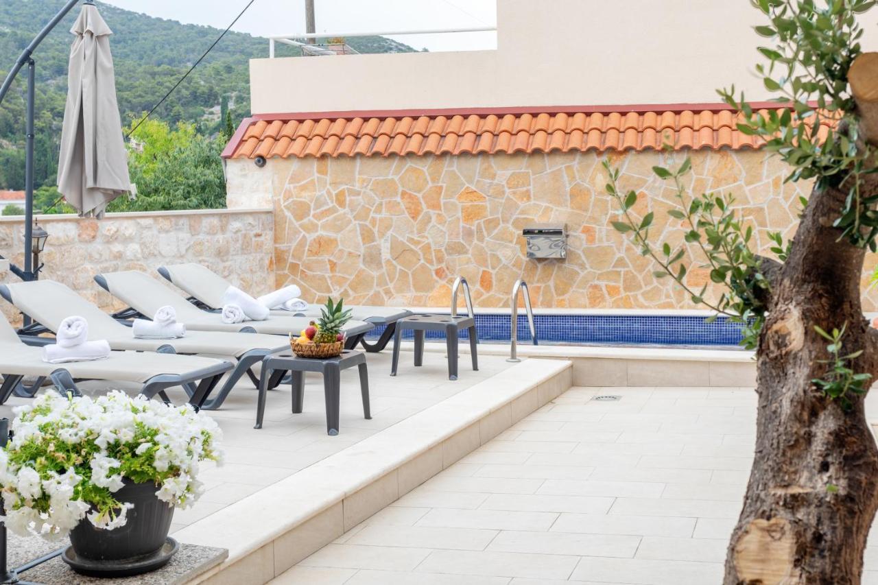 Apartments Ante 2 Хвар Екстериор снимка