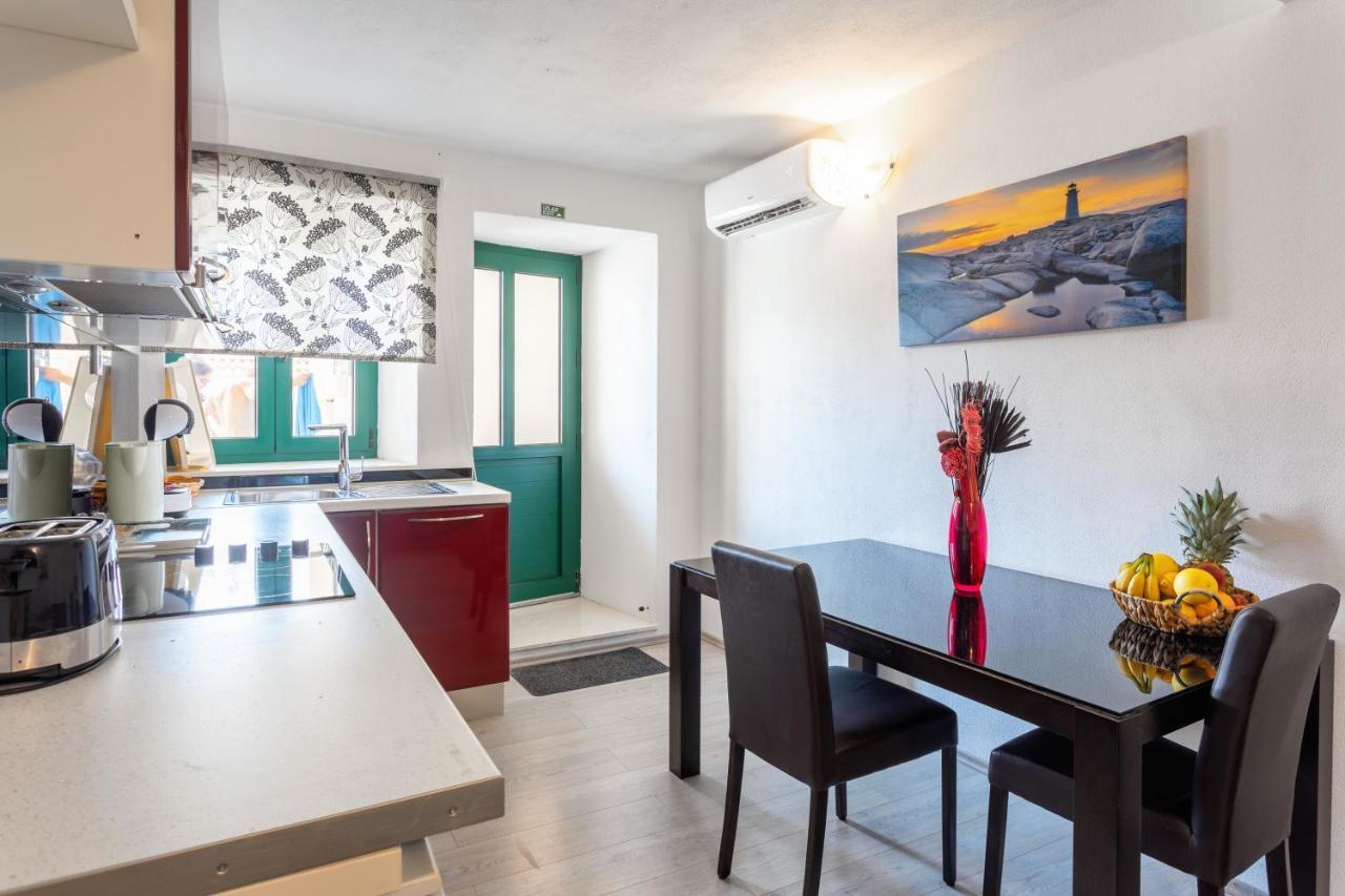 Apartments Ante 2 Хвар Екстериор снимка