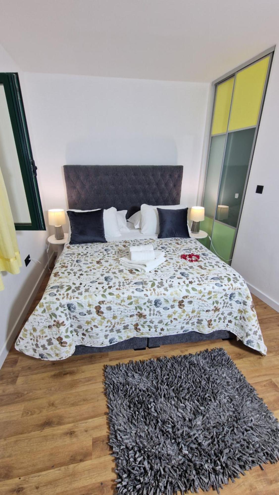 Apartments Ante 2 Хвар Екстериор снимка