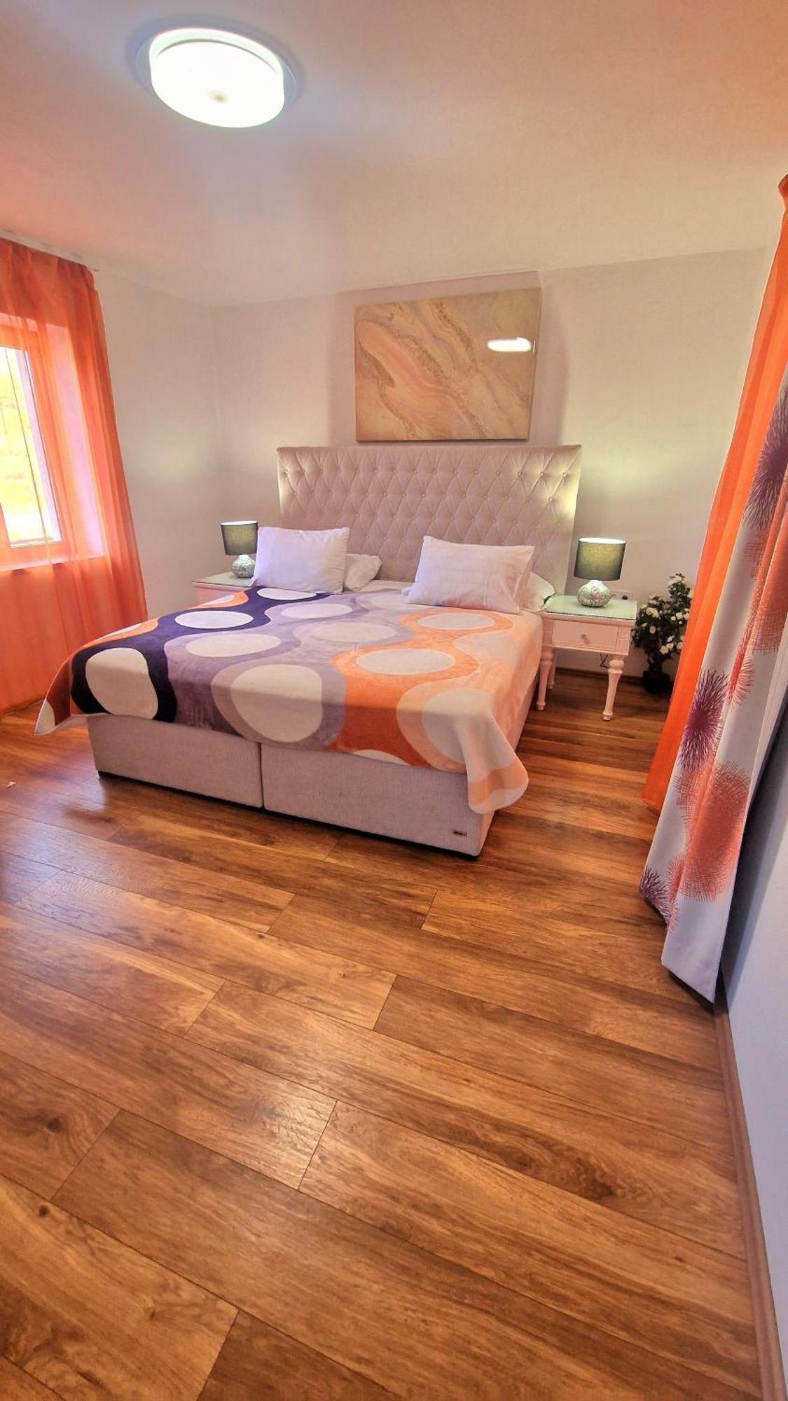 Apartments Ante 2 Хвар Екстериор снимка